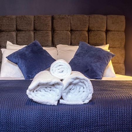 Northfield Street, Worcester City Centre - Guest Homes Экстерьер фото